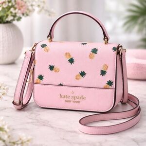 Kate Spade New York Staci Square
Pineapple Printed Shoulder/Crossbody Bag